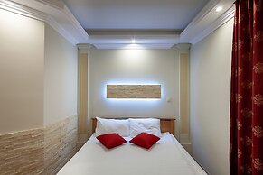 Garden Hotel