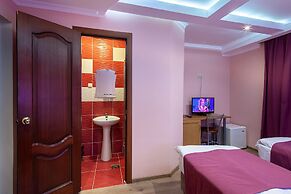 Garden Hotel