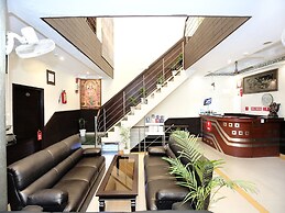 OYO 1933 Hotel City Paradise