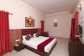 OYO 4754 Hotel Center Point