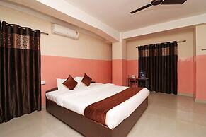 OYO 4979 Prabha Palace Lodge