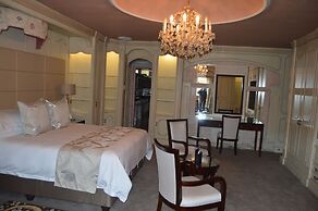 Airport Garden Boutique Hotel
