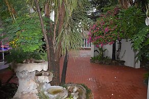 Airport Garden Boutique Hotel