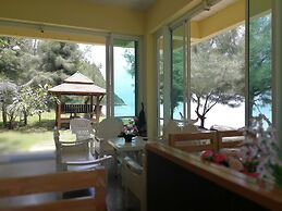 Aow Noi Sea View Resort