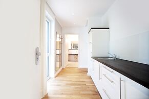 Boardinghouse by M&K