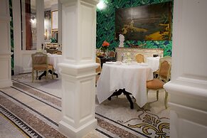 Cabosse, Boutique Palace & Spa