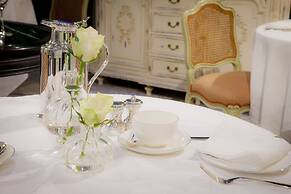 Cabosse, Boutique Palace & Spa