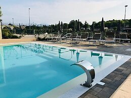 Aurora ApartHotel