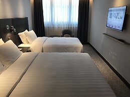 Camlux Hotel
