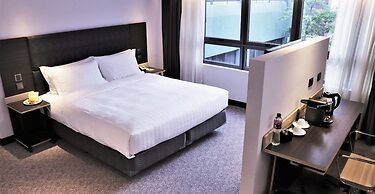 Camlux Hotel