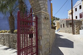 Kaminos Village