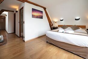 Logis Hôtel Domaine les Falaises