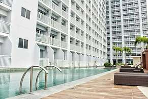 Condo Unit With Balcony in Manila