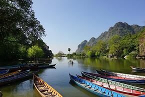 Galaxy Motel Hpa An