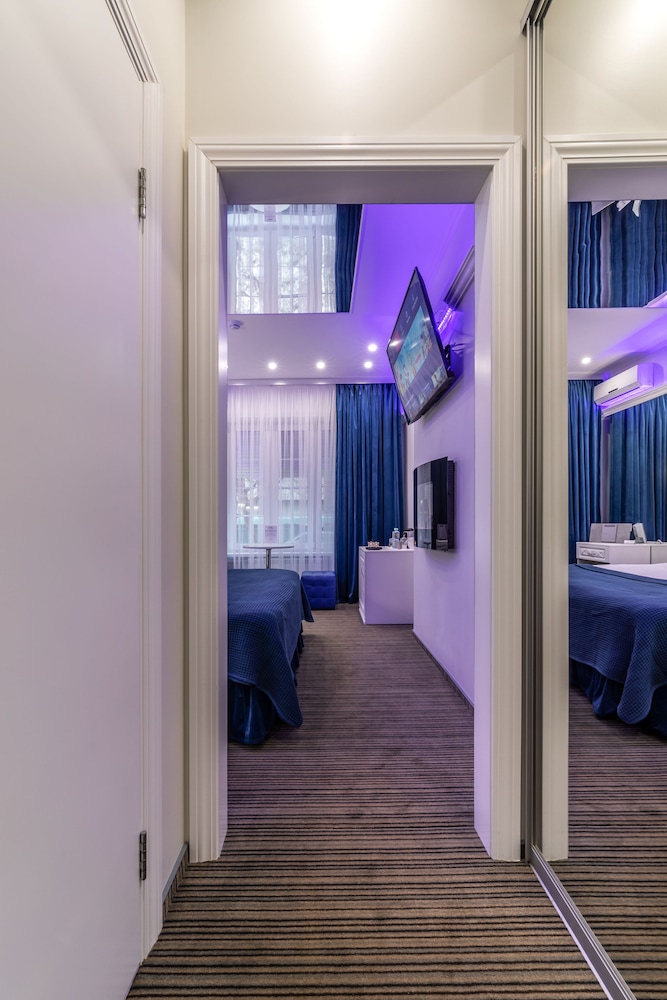 Gipnoz Hotel