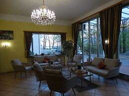 Hotel Excelsior