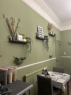 Cherwood Guesthouse