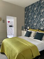 Cherwood Guesthouse