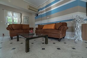 Apollo Beach Hotel