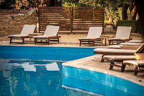 Apollo Beach Hotel