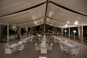 Apollo Beach Hotel