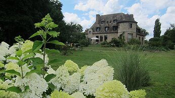 Le Logis D'arniere
