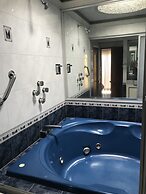 Hotel Monarca