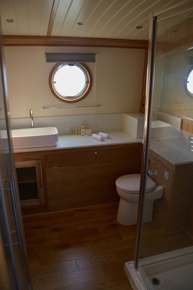 Tagus Marina - Houseboat