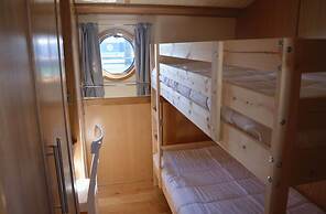Tagus Marina - Houseboat