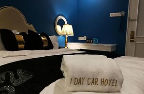 1 Day Car Hotel Station 18