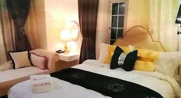 1 Day Car Hotel Station 18