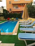DM Hotel