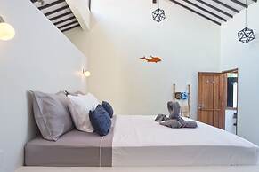 Stay Shark Villas