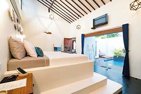 Stay Shark Villas