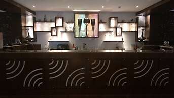 Hotel Karthika Park