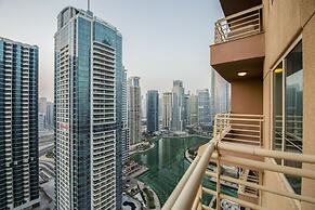 Deluxe Apartment with Lake View