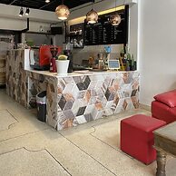 HP House Cafe'
