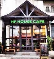HP House Cafe'
