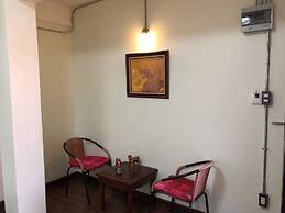 HP House Cafe'