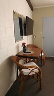 Redwood Lodge Motel