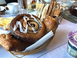 Lon Y Traeth Bed & Breakfast
