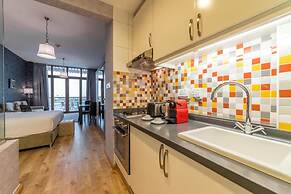 Yanjoon Holiday Homes - Palm Views