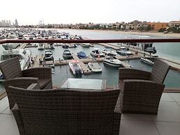 Yanjoon Holiday Homes - Palm Views