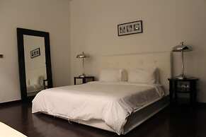 Yanjoon Holiday Homes - Marina Residence