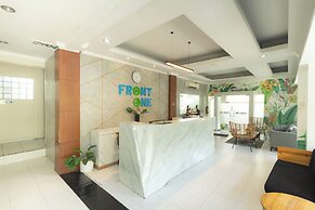 Front One Resort Yogyakarta