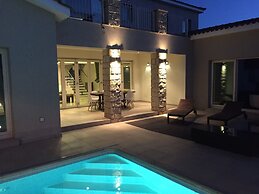 villa kristia