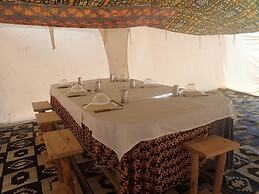 Lodge In Lompoul- Glamping
