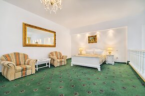 Hotel Aurelius Imparatul Romanilor