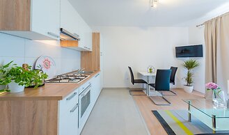 Apartments Made 4U