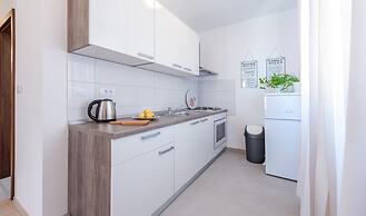 Apartments Made 4U
